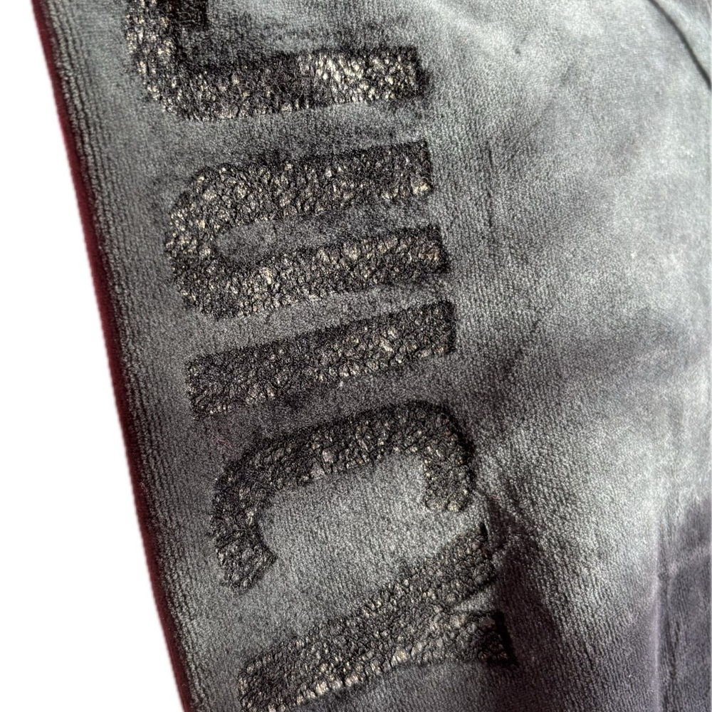 Juicy Couture sweatpants 👄